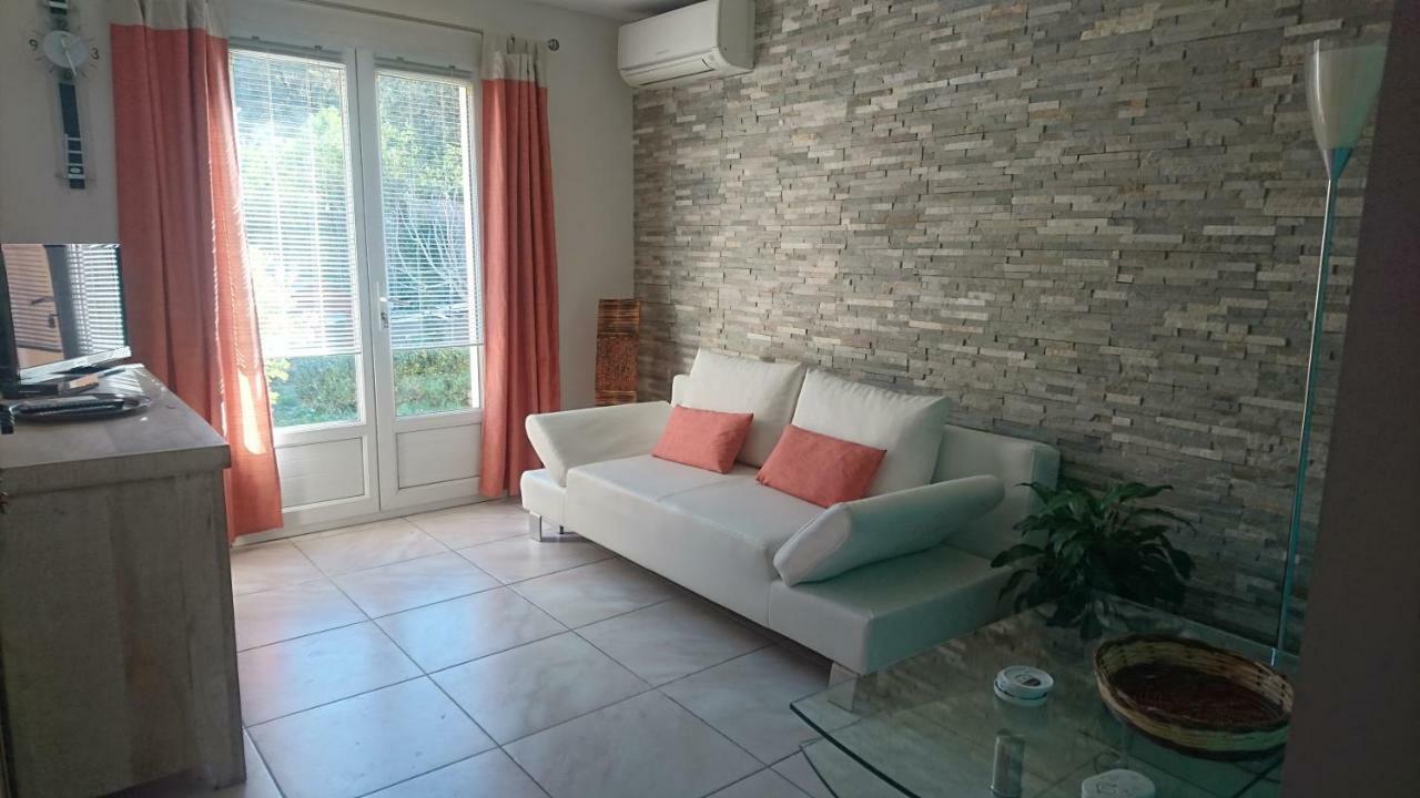 Joli Villa Marcel Classee 3 Etoiles Calenzana Exterior foto